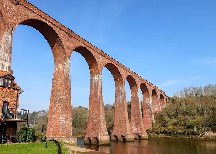No 15 Riverside Walk Mallard Hébergement de vacances *